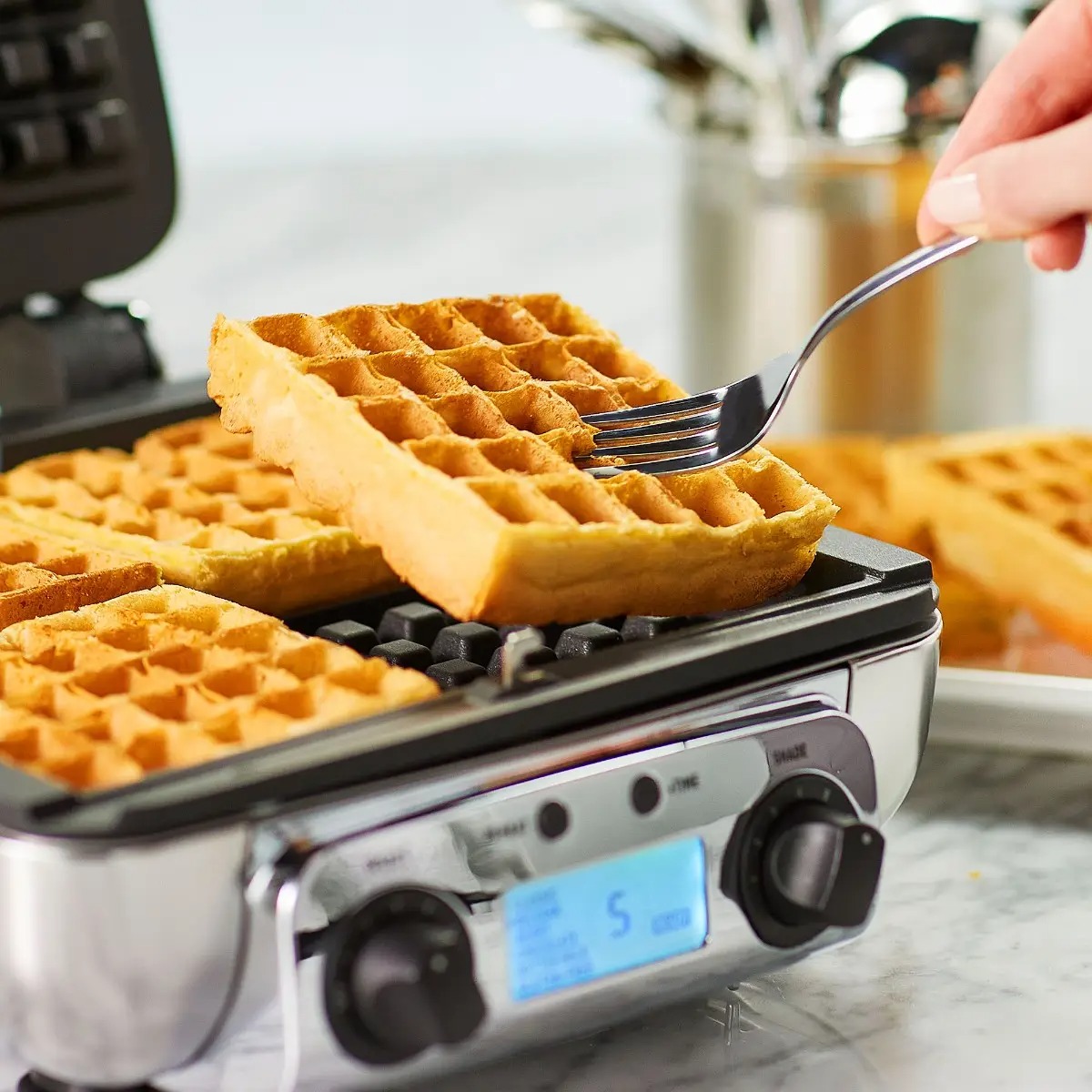 Mastering Your Morning: A Deep Dive into the Hamilton Beach Waffle Maker