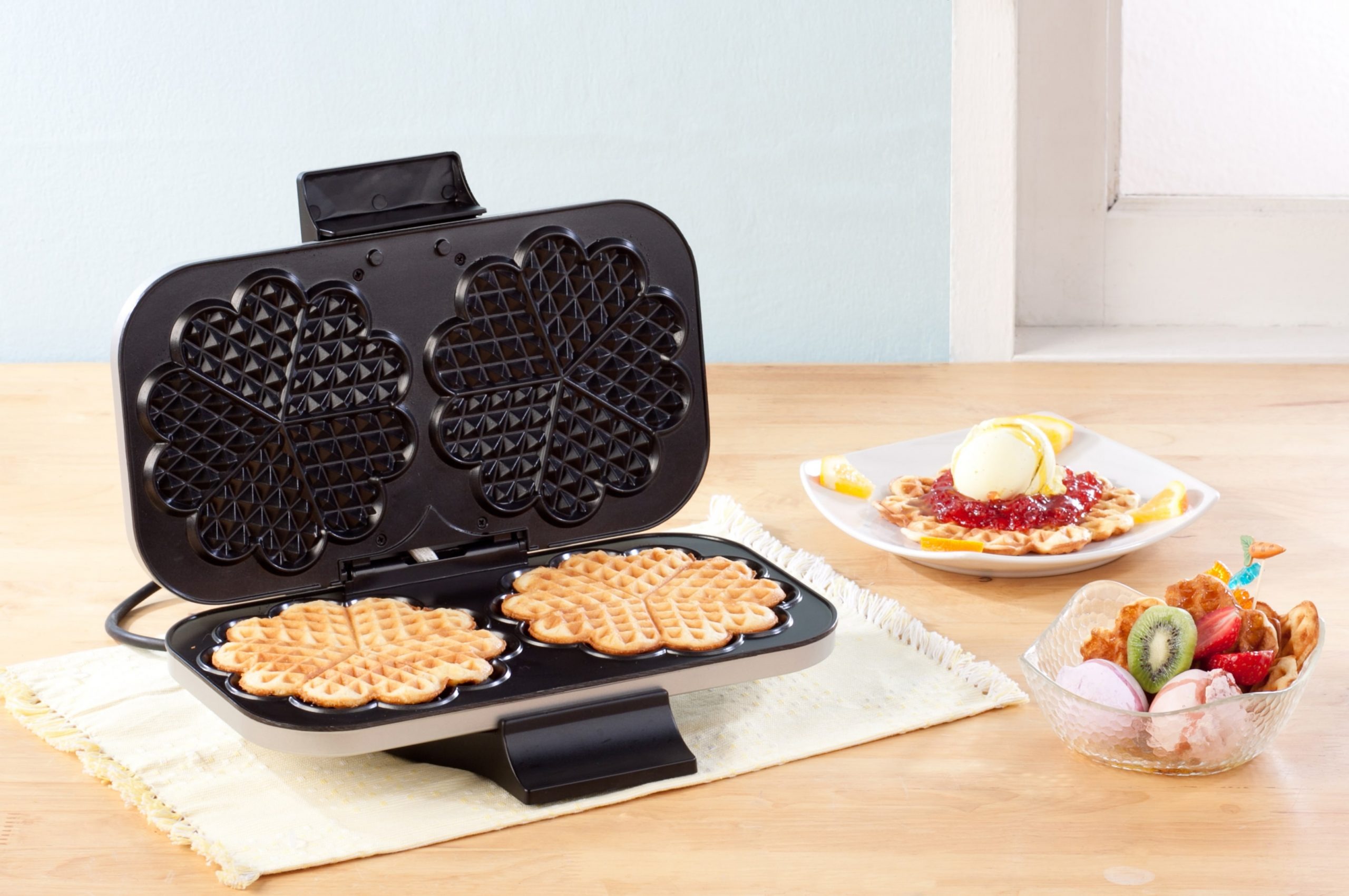 The Cuisinart Double Flip Belgian Waffle Maker: Your Guide to Perfect Waffles